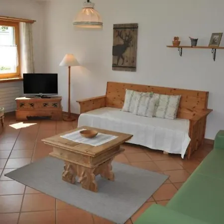 Apartamento Chesa Sunasain V3 By Interhome *