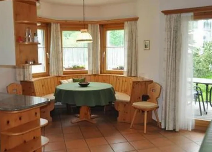 Chesa Sunasain V3 By Interhome Apartamento